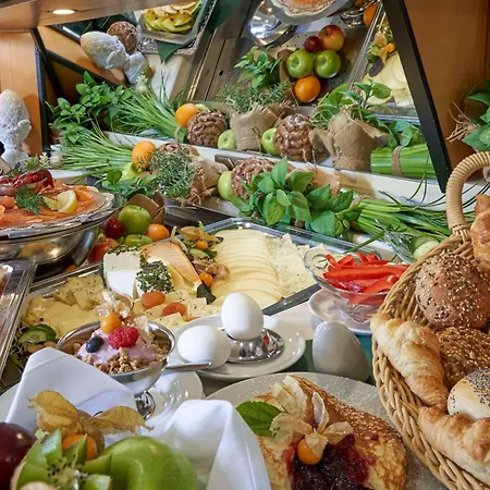 فندق Balance Alte Messe 4*