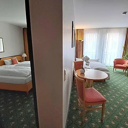 فندق Balance Alte Messe 4*